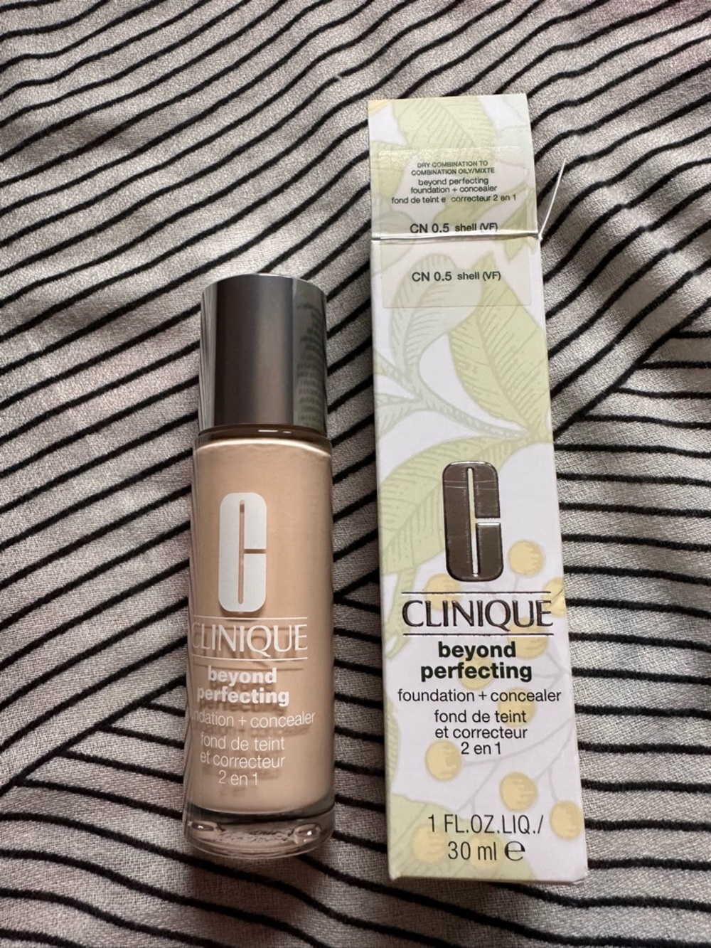 Clinique Beyond Perfecting Foundation + Concealer CN 0.5 Shell